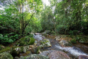 Sítio Águas Encantadas - Cachoeira e Águas termais